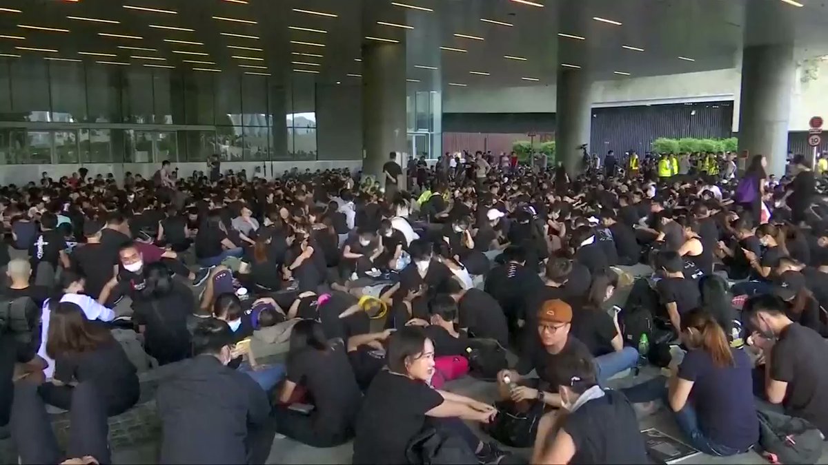 to demand the withdrawal of a controversial extradition bill