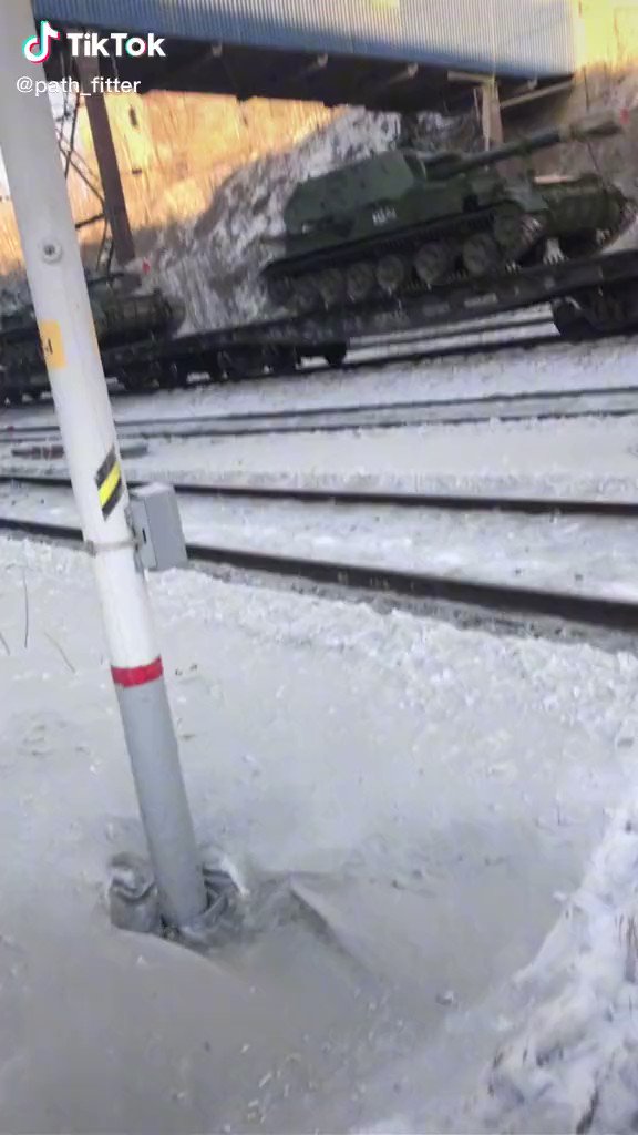 Military echelon geolocated at 
Angasolka station.