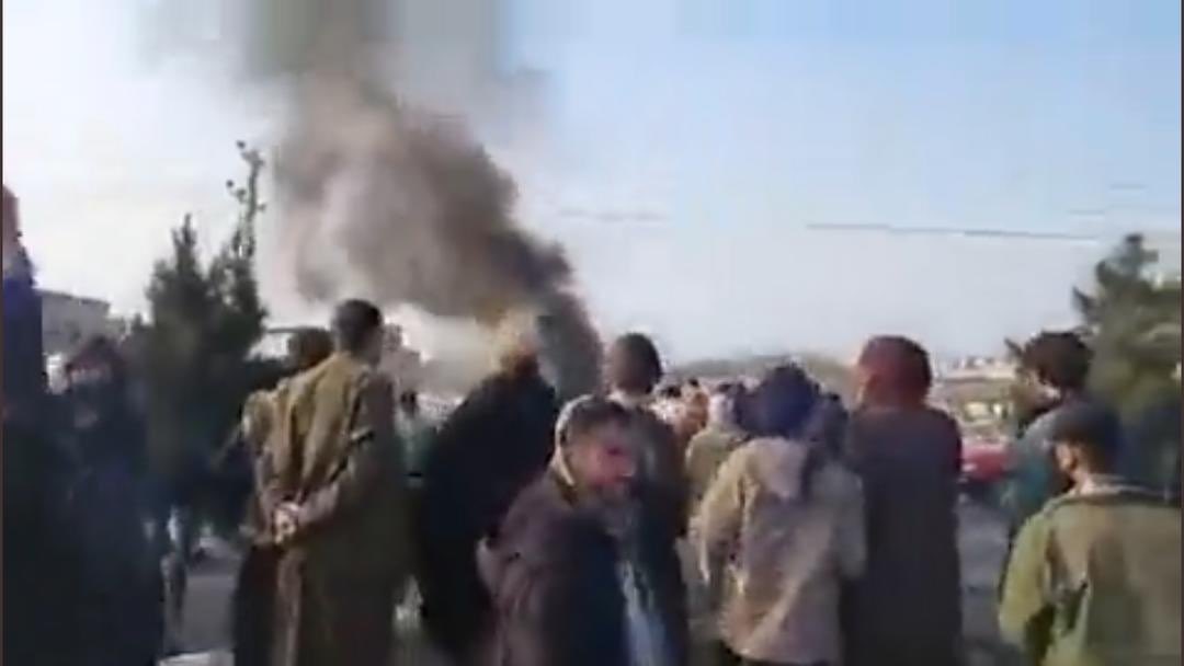 People in Mir Bacha Kot district of  Kabul protested against the Taliban and blocked the main highway connecting Kabul to Mazar. The demonstrators demanded justice for a young shopkeeper killed by the Taliban fighters