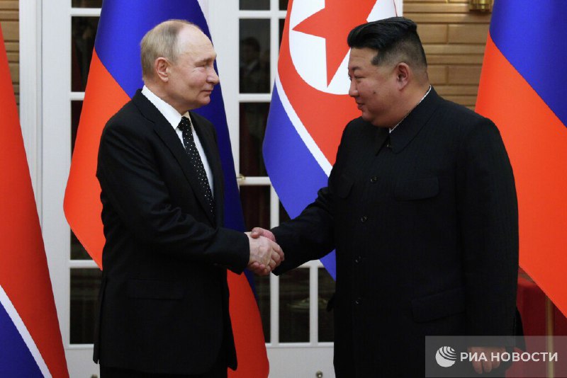 Putins un Kims Čenuns tikās Phenjanā