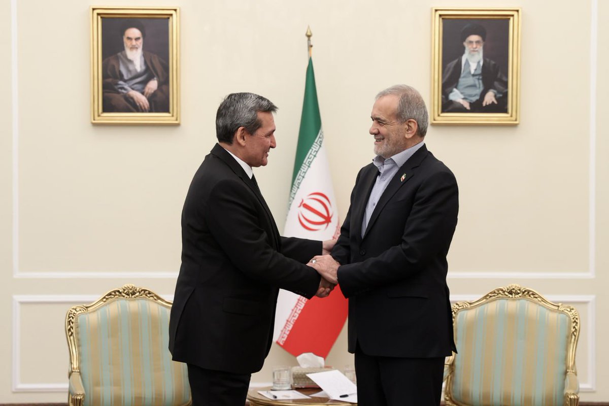 Foreign Minister of Turkmenistan met Iran's President today in Tehran