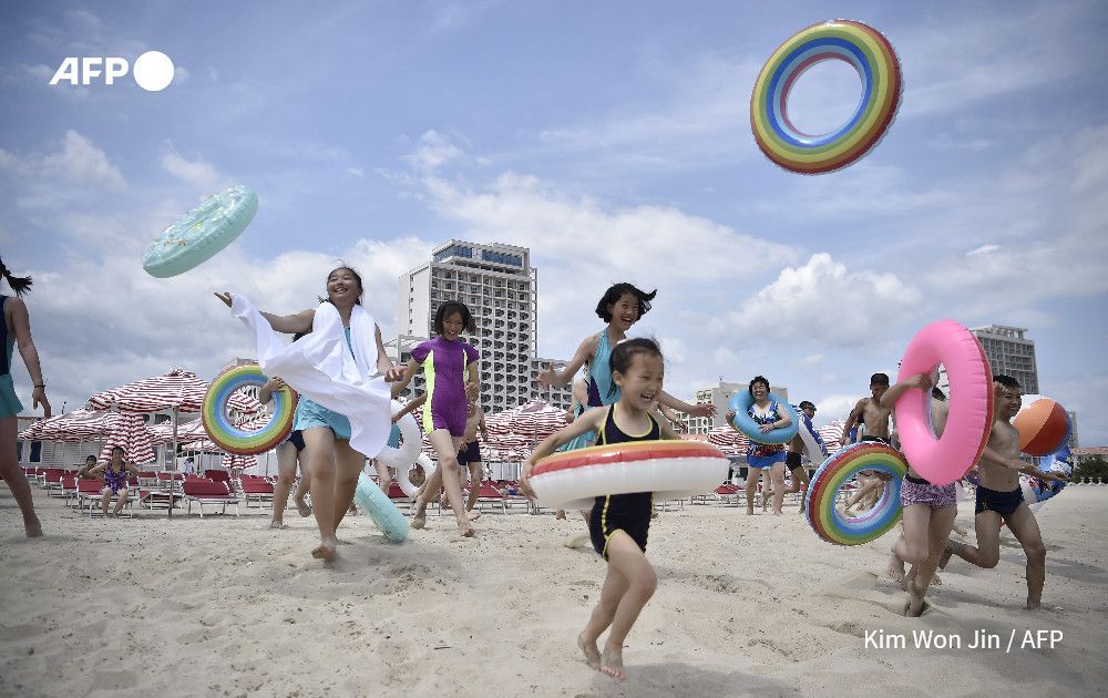North Korea has barred foreigners from a newly opened beach resort, a pet project of Kim Jong Un. State media had previously said visits to the Wonsan-Kalma Coastal Tourist Zone by Russian tour groups was expected
