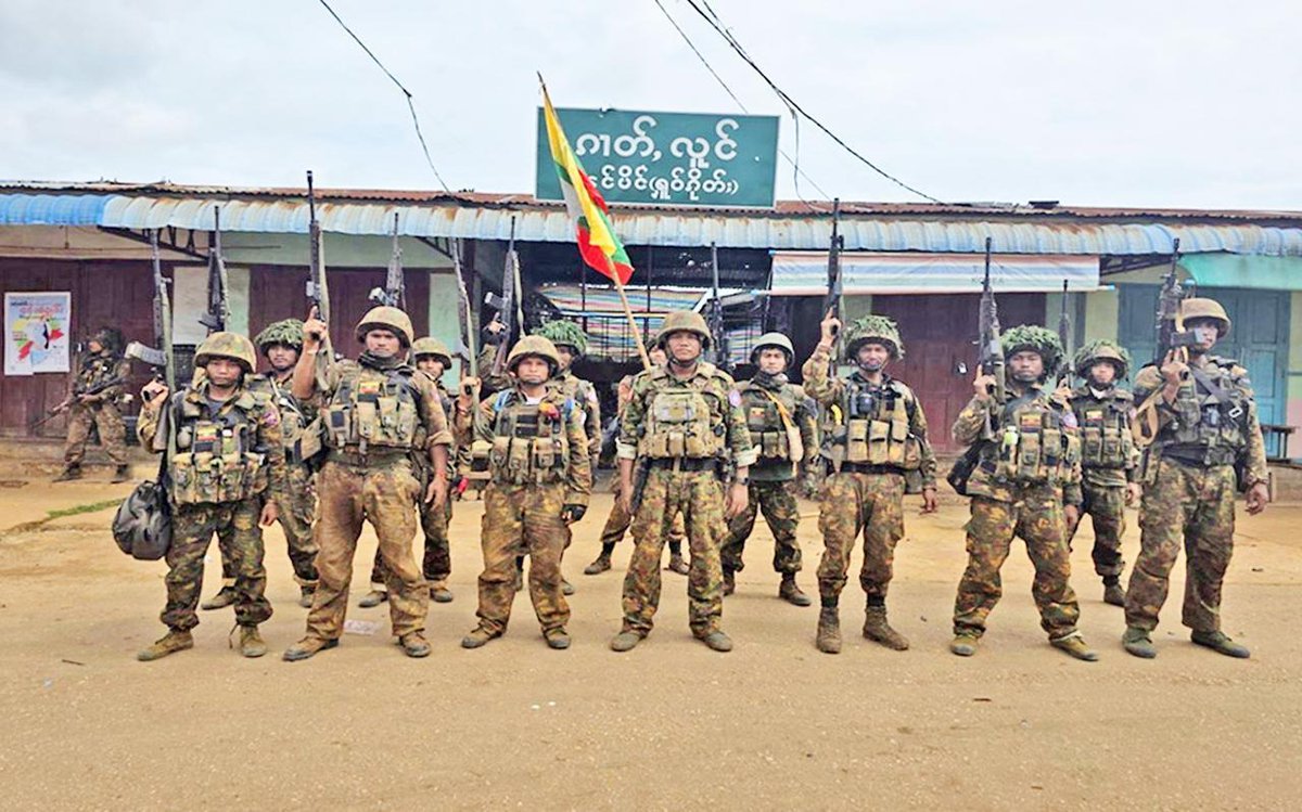 Junta troops advancing from newly recaptured Nawnghkio reclaim key Shan State routes from the TNLA, forcing over 10,000 villagers to flee  shelling and airstrikes.