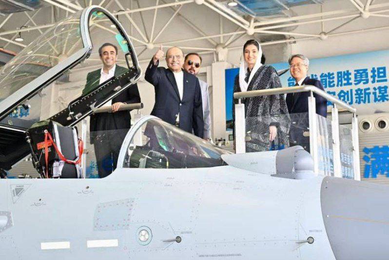 Former Pakistan Air Force Commander Khalid Ahmed Khan Jisht confirmed during his appearance today on a current affairs program that the PAF is considering purchasing an additional squadron of Chinese J-10C fighters